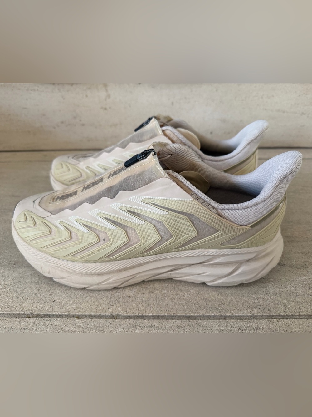 Hoka One One Project Clifton Shifting Sand Dune 1127924-SSDD - Picture 3 of 8